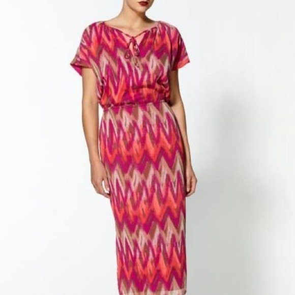 MICHAEL Michael Kors Dresses & Skirts - MICHAEL Michael Kors Pink Tan Chevron Midi Dress